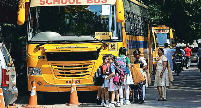 Mumbai school బస్సు అదృశ్యం...విద్యార్థుల తల్లిదండ్రుల ఆందోళన