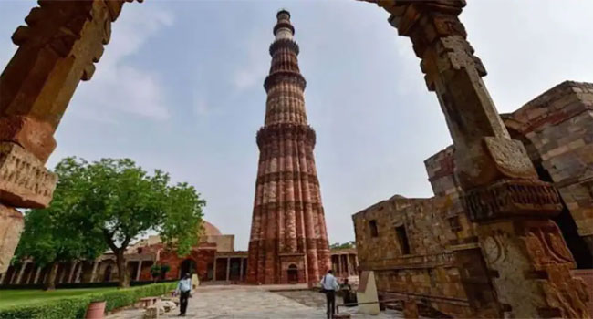 నాటి విష్ణు స్తంభమే నేటి Qutub Minar...వీహెచ్‌పీ అధికార ప్రతినిధి సంచలన వ్యాఖ్యలు