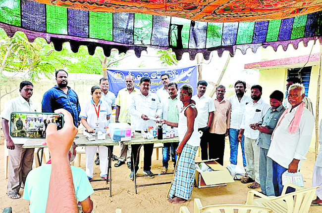సీఎంఆర్‌ ఆస్పత్రి ఆధ్వర్యంలో వైద్యశిబిరం
