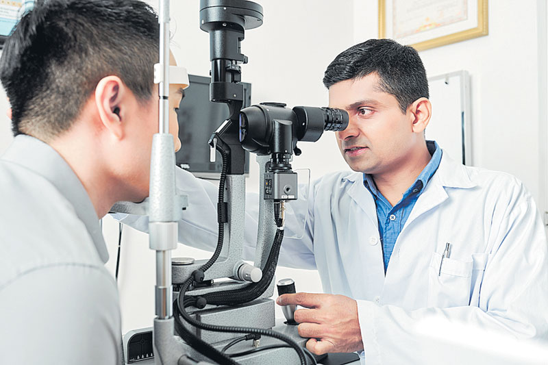 Ophthalmic Engineeringలో ఎంటెక్‌