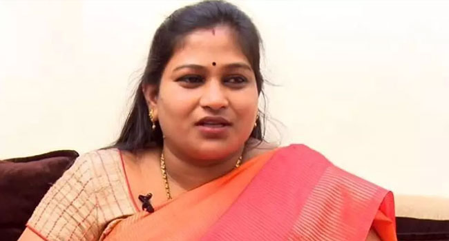 పార్టీలో తన తల్లి అడ్డును జగన్ తొలగించుకున్నారు: Anitha
