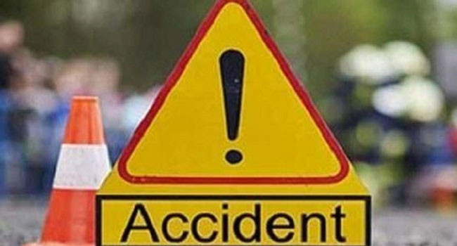Road accident: తిరుపతిలో రోడ్డు ప్రమాదం... భార్య మృతి