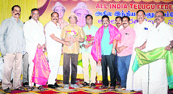 All India Telugu Federation: కలిసి పోరాడితేనే లక్ష్యాన్ని సాధించగలం