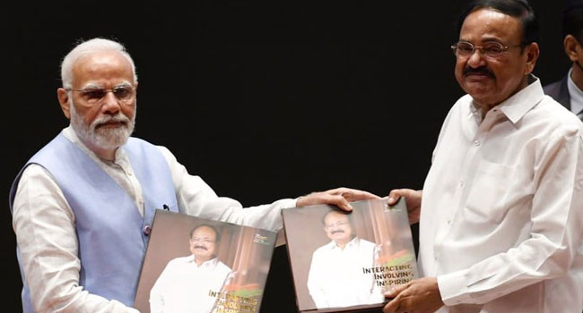 PM Modi praises Venkaiah: వెంకయ్యను వినోబా భావేతో పోల్చిన మోదీ