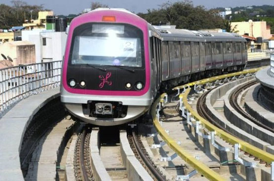 Metro Rail: 15 వరకు మెట్రో రైల్లో ఎక్కడికి వెళ్లినా చార్జీ రూ.30