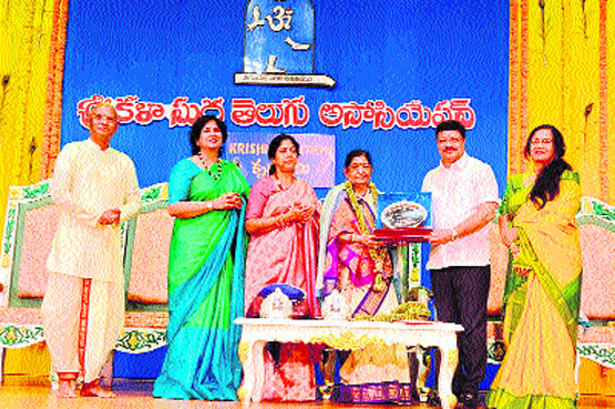 P. Sushila: పండుగలకు పుట్టినిల్లు భారతదేశం