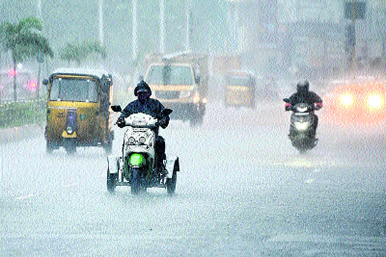 Heavy rains: చెన్నైలో వరుణుడి ప్రతాపం