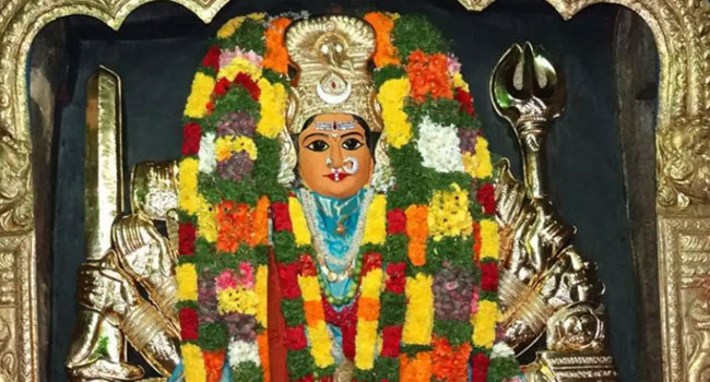 TS News: భద్రకాళీ ఆలయంలో వైభవంగా శరన్నవరాత్రి ఉత్సవాలు