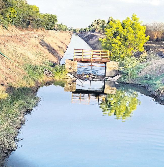 కనుపూరు కాలువలో వేసవిలోనూ ప్రవాహం