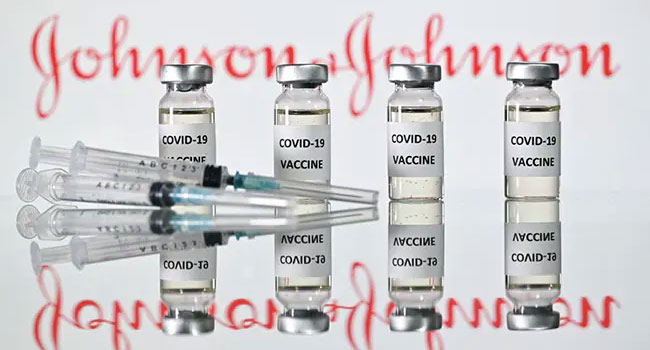 Corona vaccine: భారత్‌లో టీకా దరఖాస్తును ఉపసంహరించుకున్న ప్రముఖ ఫార్మా సంస్థ..?