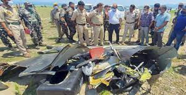 Army chopper crash: డ్యామ్‌లో పైలట్ మృతదేహం లభ్యం