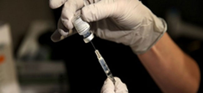 Covid Vaccine: 84 ఏళ్ల వృద్ధురాలు.. అరగంటకే రెండో డోసు!