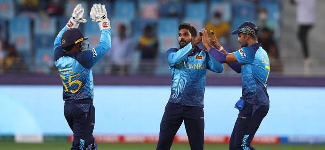 ICC T20 World Cup: ఇంగ్లండ్‌పై టాస్ నెగ్గిన శ్రీలంక