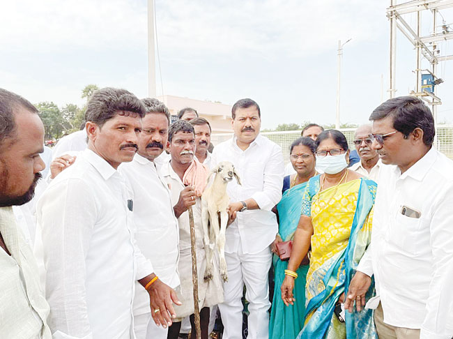 గ్రామీణ ఆర్థిక వ్యవస్థ బలోపేతం