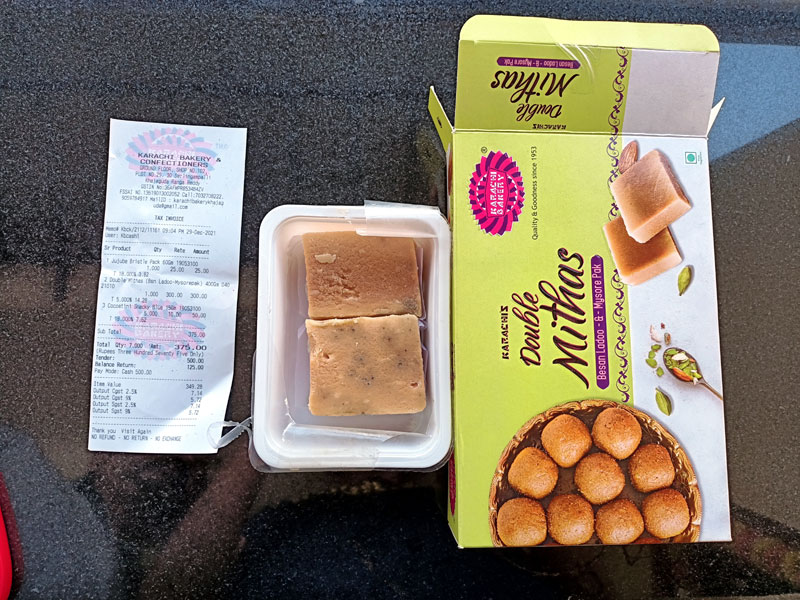 Be Careful : హైదరాబాద్‌లోని ఈ ప్రముఖ bakery Sweetsలో ఫంగస్‌..!