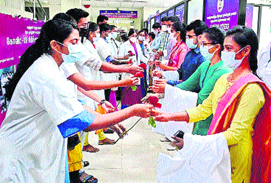 మెడికోల తొలి అడుగు | medico first step chennai tamilnadu state-MRGS ...