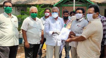 వాటిని జంతువులు కూడా తినవు!