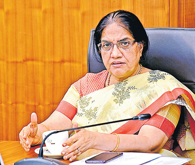 సీఎస్ జీవోకు బ్రేక్!