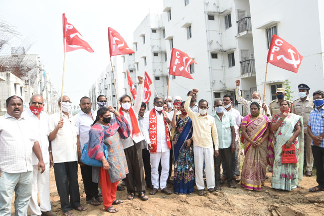 16లోగా టిడ్కో ఇళ్లు ఇవ్వాలి