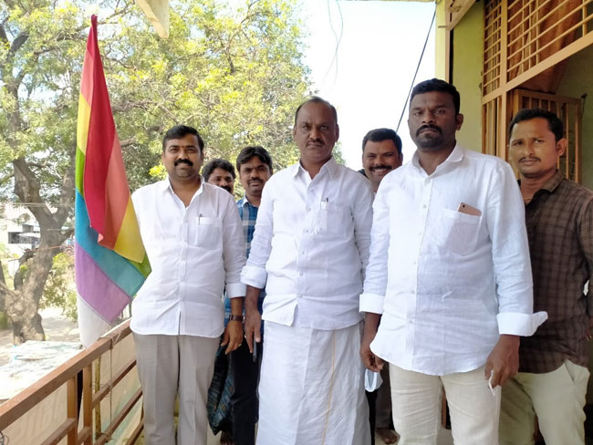 బ్యాంకు అభివృద్ధికి తోడ్పడాలి