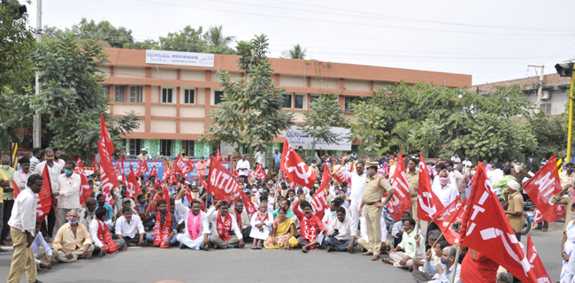 సమ్మె సక్సెస్‌