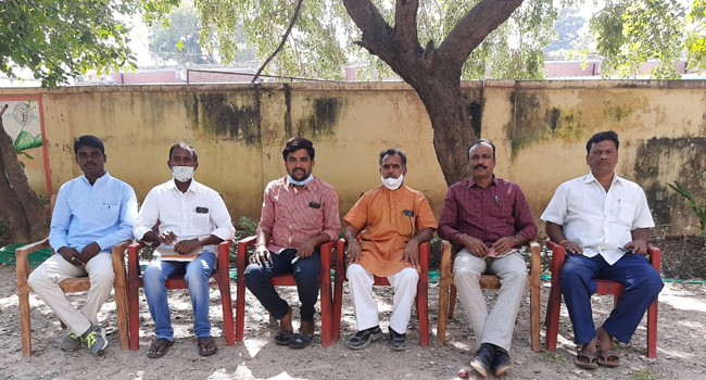 ‘స్వలాభం కోసం ప్రకటనలు చేయొద్దు’