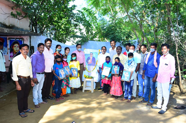 అంబేద్కర్ ఆశయ సాధనకు కృషి