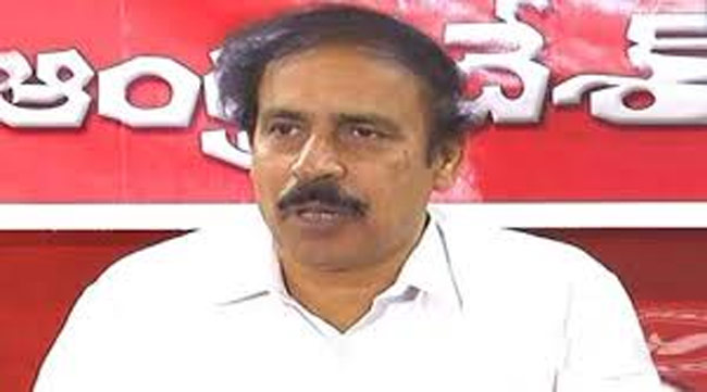రైతుల తరపున పోరాటం చేయాలి: రామకృష్ణ
