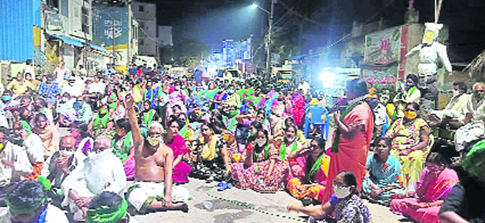 శిబిరంపై శివాలు