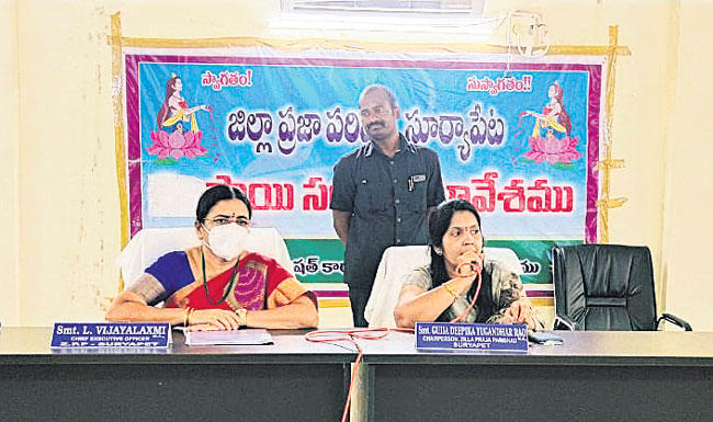 అభివృద్ధి పనులను వేగవంతం చేయాలి