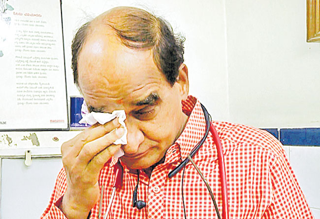 మంత్రి సత్యవతి బంధువు కోసమే..!