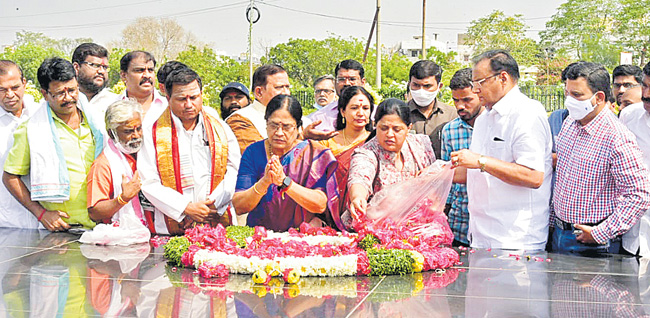 కేసీఆర్‌ను కలిసిన పల్లా.. అభినందించిన సీఎం