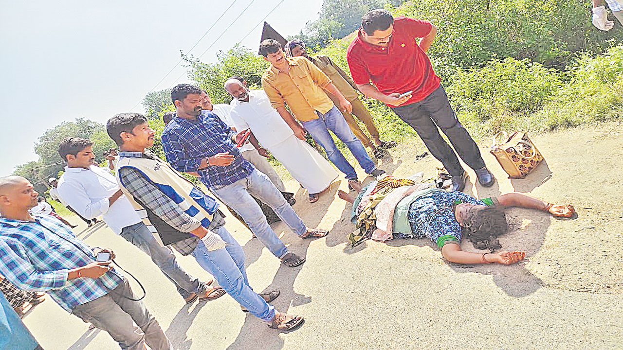 గుర్తు తెలియని మహిళ మృతదేహం లభ్యం 