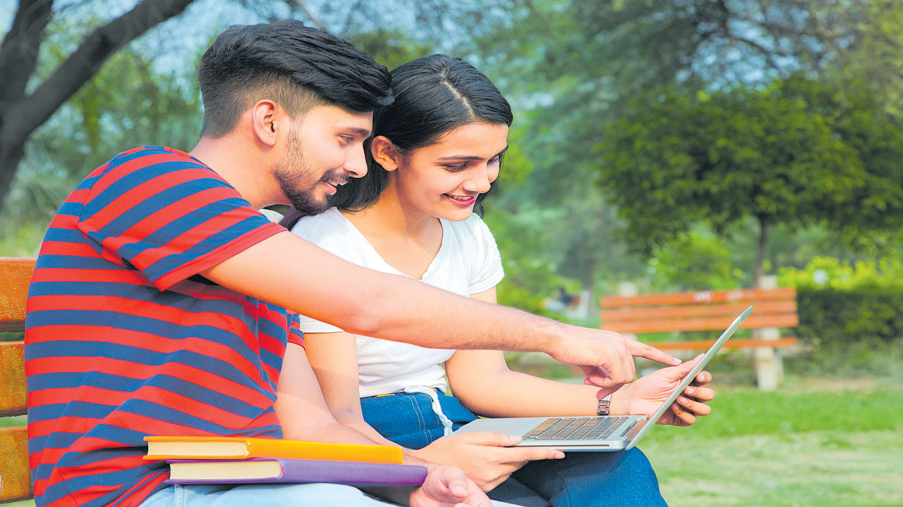 NFCలో 345 అప్రెంటిస్‌ ఖాళీలు