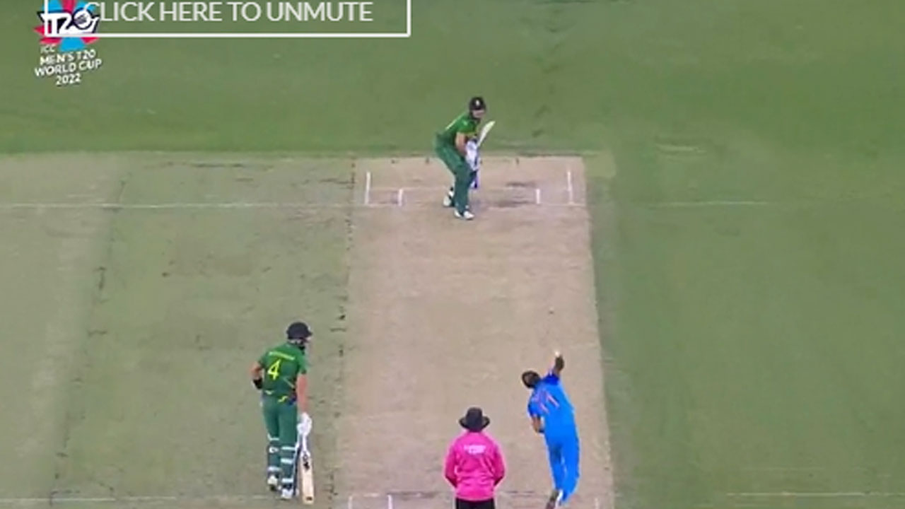 Team India: సఫారీ బ్యాటర్లను కట్టడి చేస్తున్న టీమిండియా బౌలర్లు