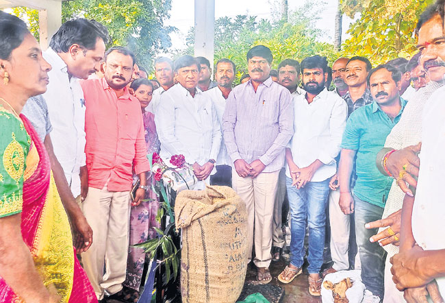 విద్య, వైద్య రంగాల అభివృద్ధికి కృషి