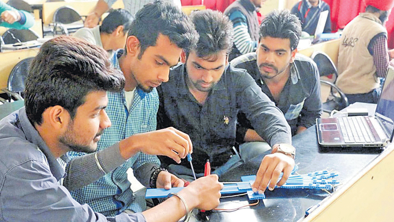 SETSలో సర్టిఫికెట్ కోర్సుకు దరఖాస్తులు