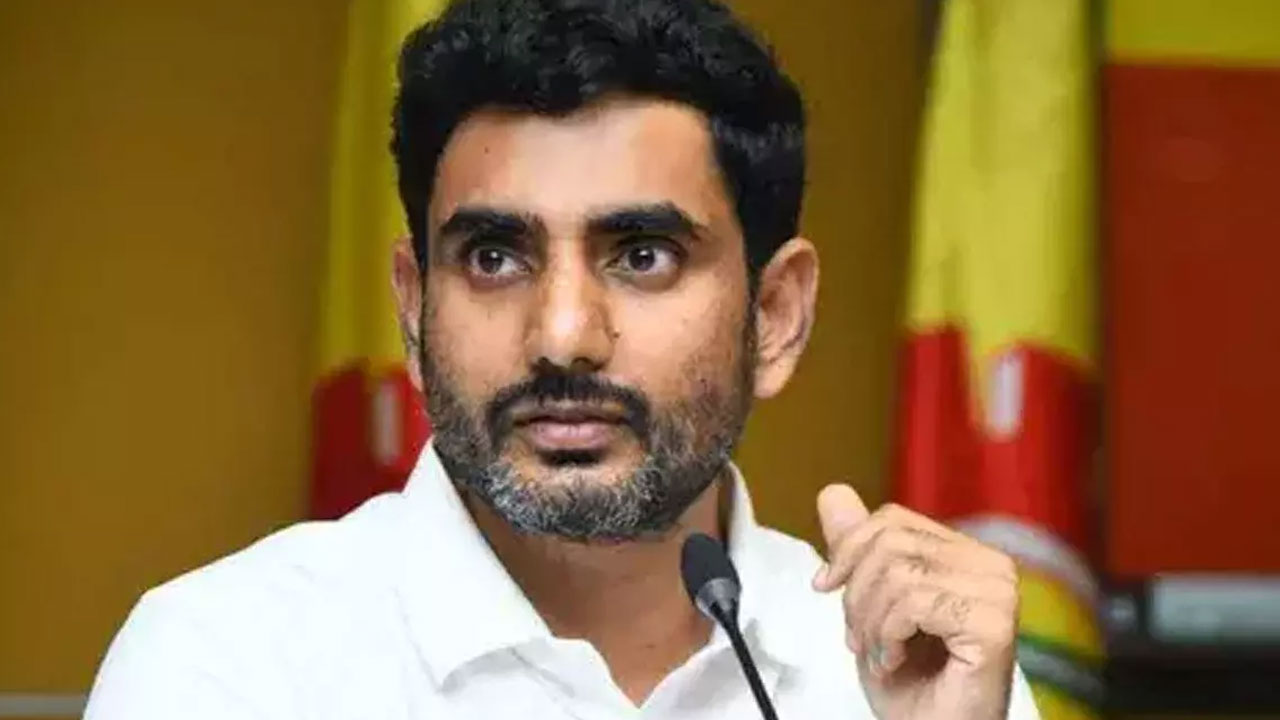 Nara Lokesh: జగన్‌రెడ్డి పాలనలో ఆ నలుగురు మాత్రమే బాగుపడ్డారు