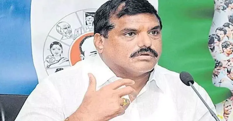 Botsa Satyanarayana: ఇళ్ల నిర్మాణాలను ప్రారంభించకుంటే.. కొత్త లబ్ధిదారులకు  ఇవ్వండి | Vizianagaram Minister Botsa Satyanarayana RVRAJU