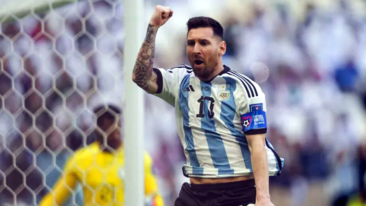Lionel Messi: ఫిఫా ప్రపంచ కప్‌లో చరిత్ర సృష్టించిన లియోనల్ మెస్సీ