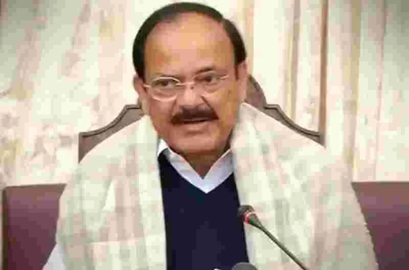 Venkaiah Naidu: మరోసారి రాజకీయాలపై వెంకయ్య నాయుడు ఆసక్తికర వ్యాఖ్యలు