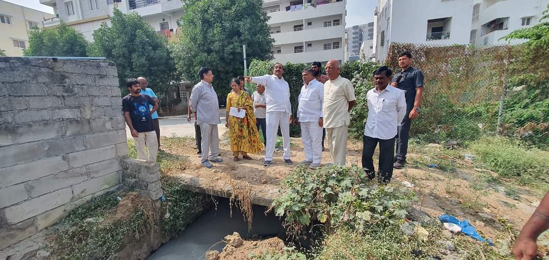 కాలనీలు, బస్తీల్లో సమస్యల పరిష్కారానికి ప్రాధాన్యం