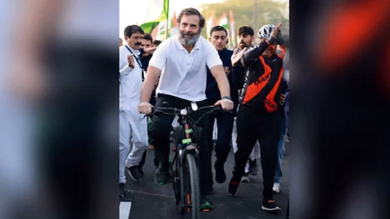 Cyclist Rahul Gandhi: యాత్రలో సైక్లిస్టుగా మారిన రాహుల్ గాంధీ