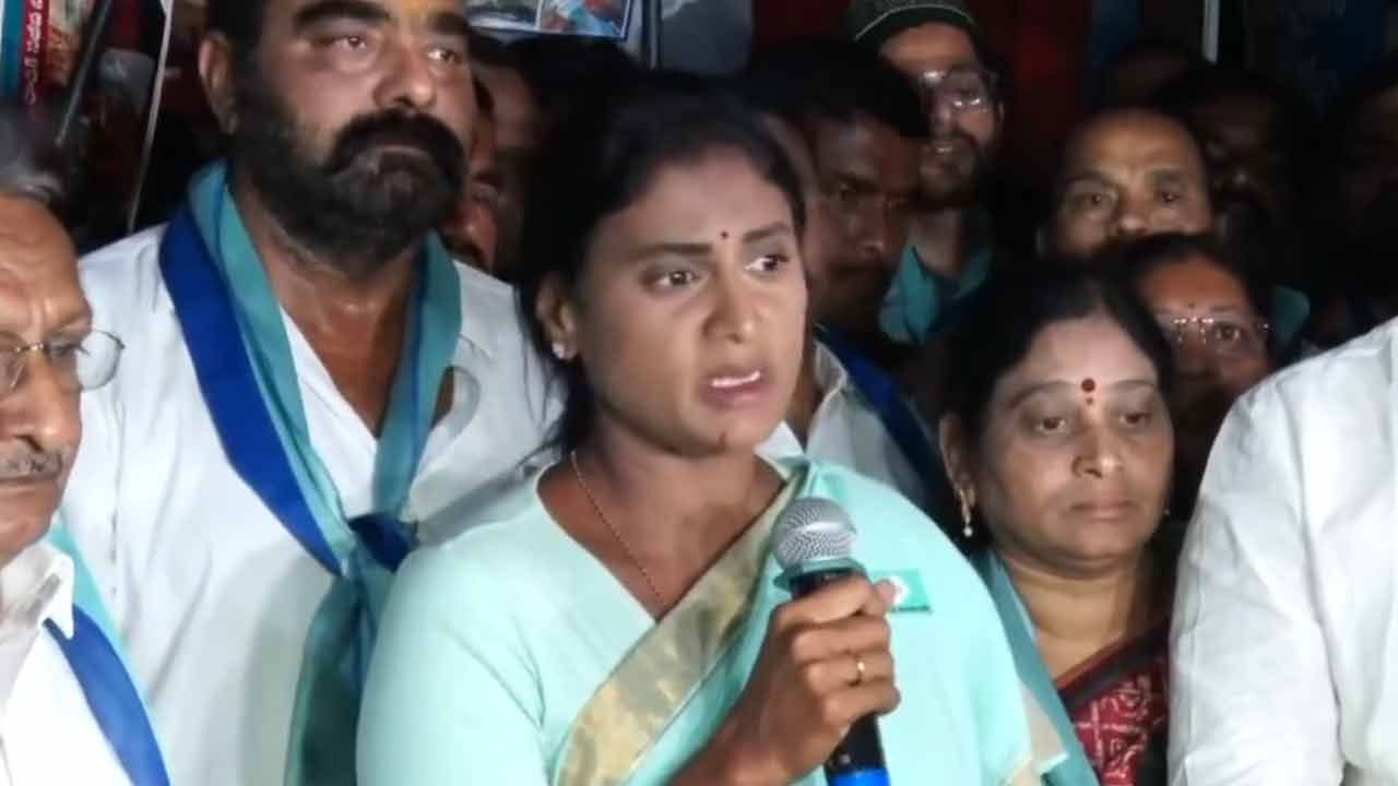 Sharmila: టీఆర్ఎస్‌ నేతలు ముమ్మూటికీ తాలిబాన్లే