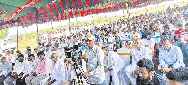 నిమ్జ్తో జీవనోపాధి కోల్పోతాం