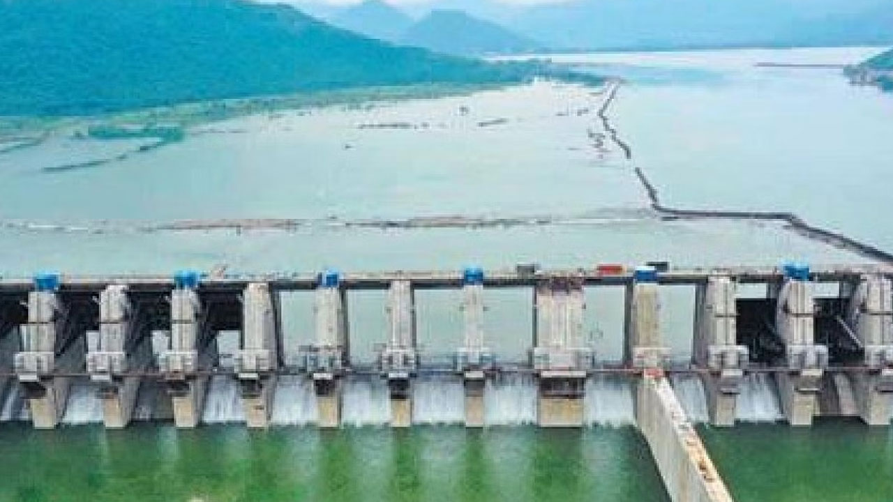 Polavaram: పోలవరం ఇప్పట్లో కష్టం.. తేల్చేసిన కేంద్ర ప్రభుత్వం