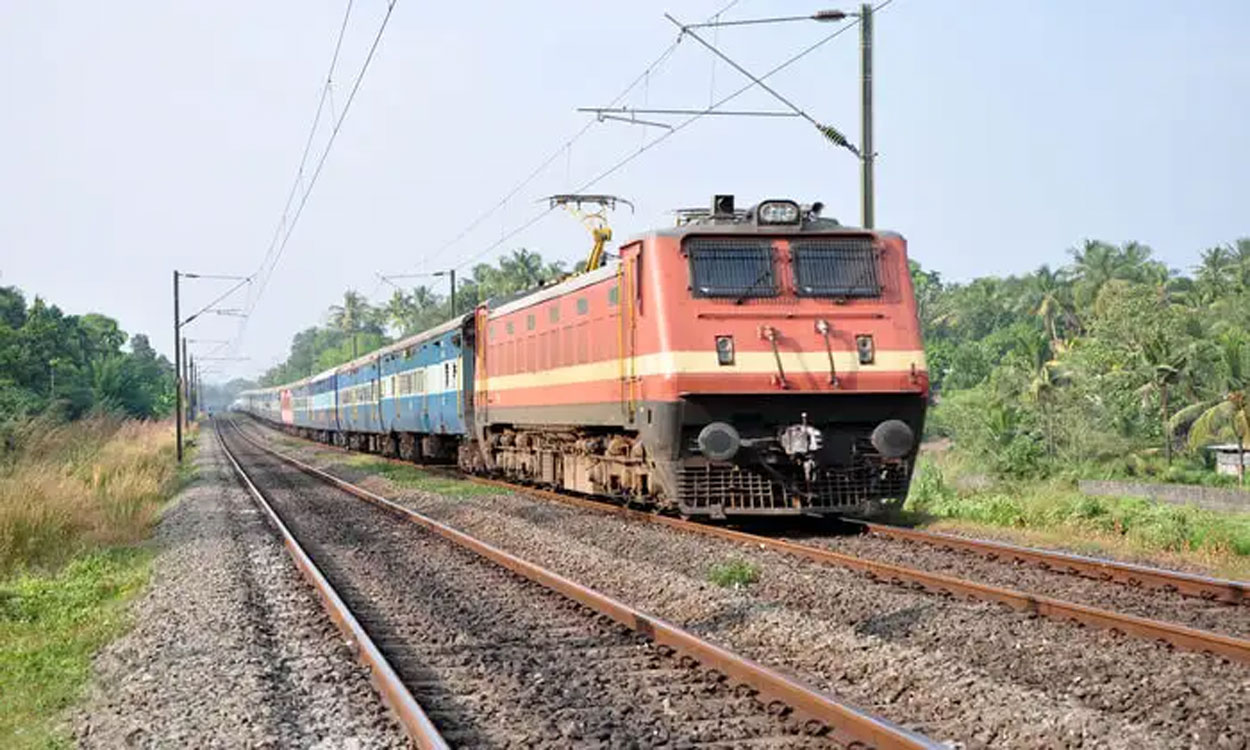 Special trains: తిరుచ్చి-అహ్మదాబాద్‌ మధ్య ప్రత్యేక రైళ్లు
