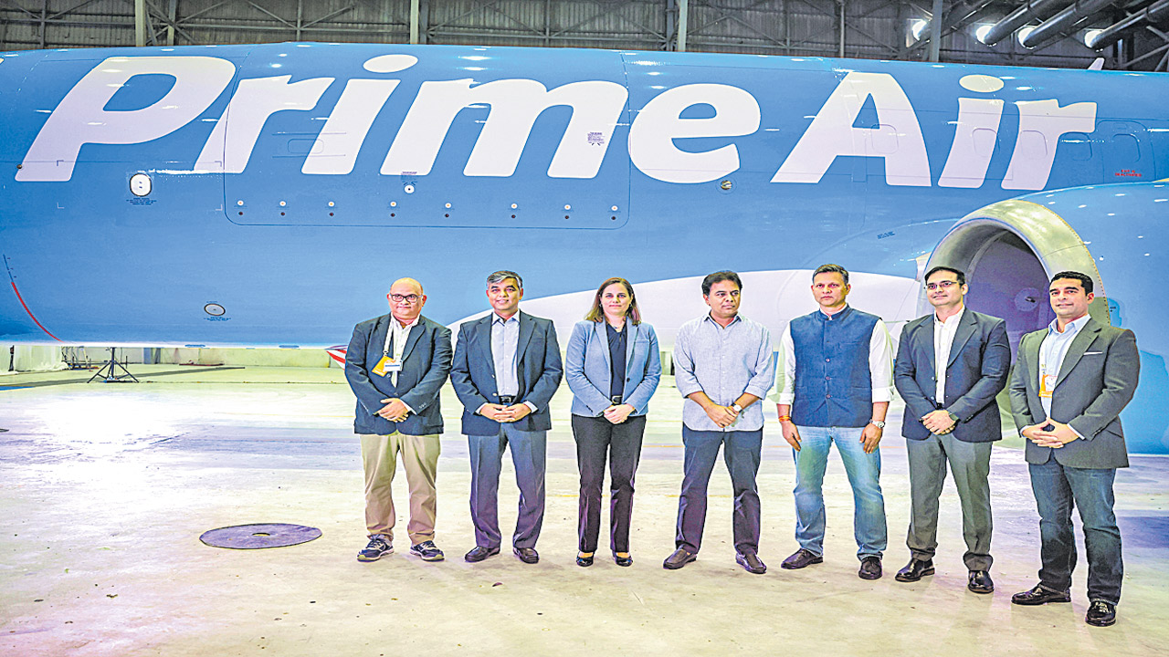Amazon Air services: ‘అమెజాన్‌ ఎయిర్‌’ సేవలు షురూ