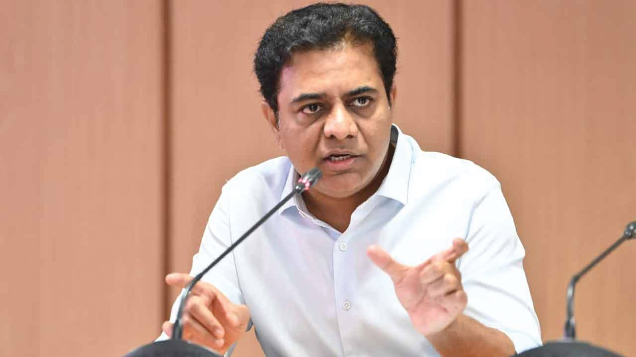 KTR: బరాబర్‌.. మాది కుటుంబ పాలనే!