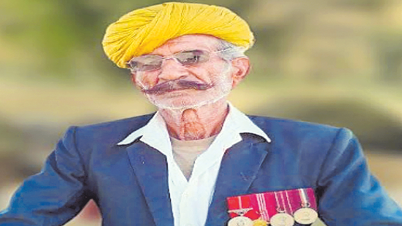 1971 యుద్ధ వీరుడు భైరోన్‌సింగ్‌ మృతి